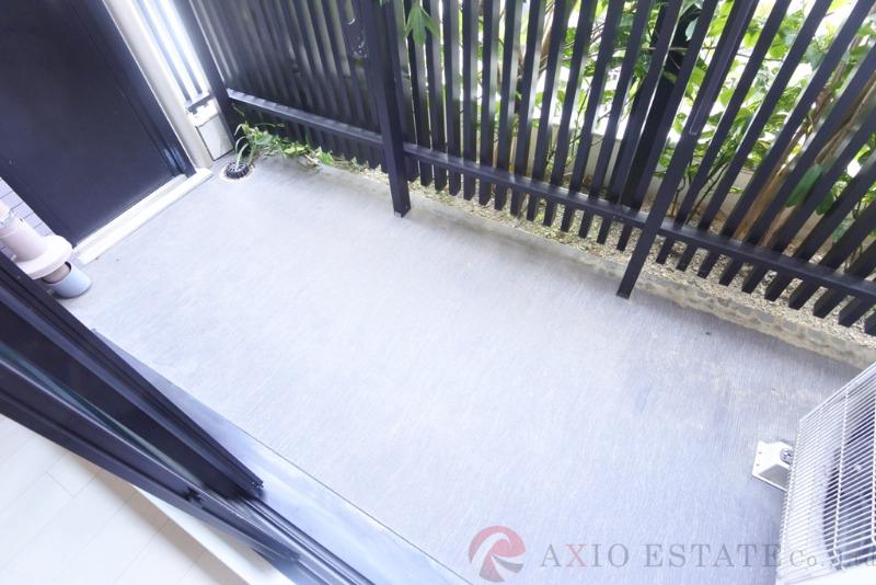 25/30 バルコニー