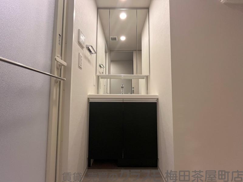 20/30 洗面