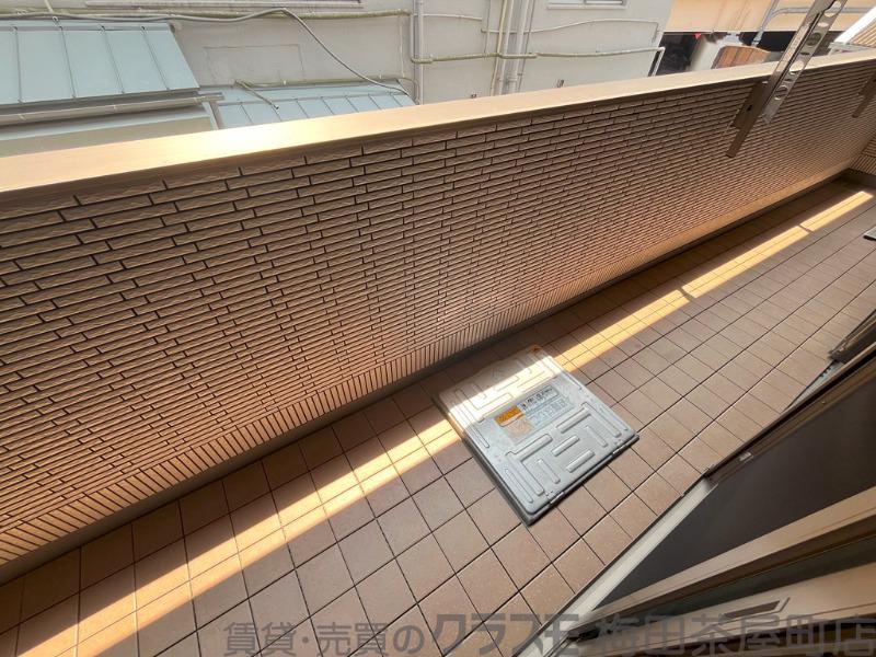 26/30 バルコニー