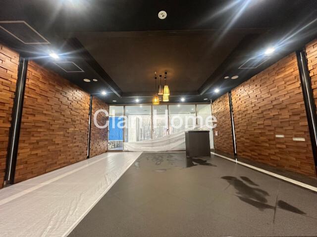 29/30 エントランス