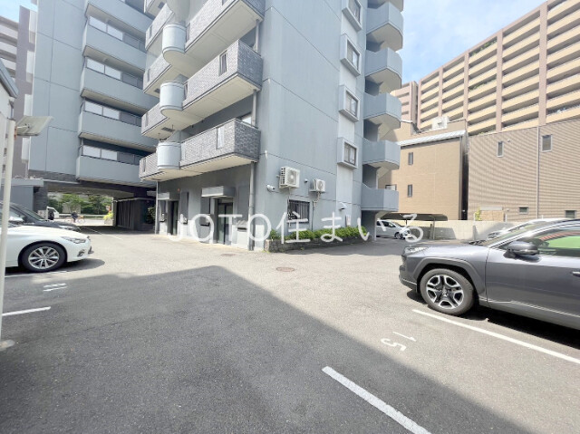 30/30 駐車場
