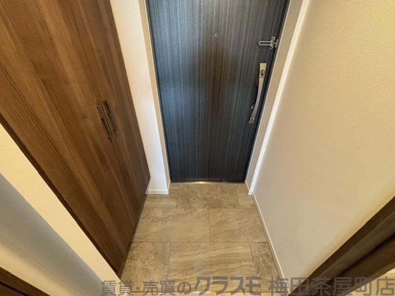 14/30 玄関