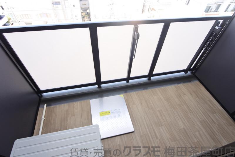 23/30 バルコニー