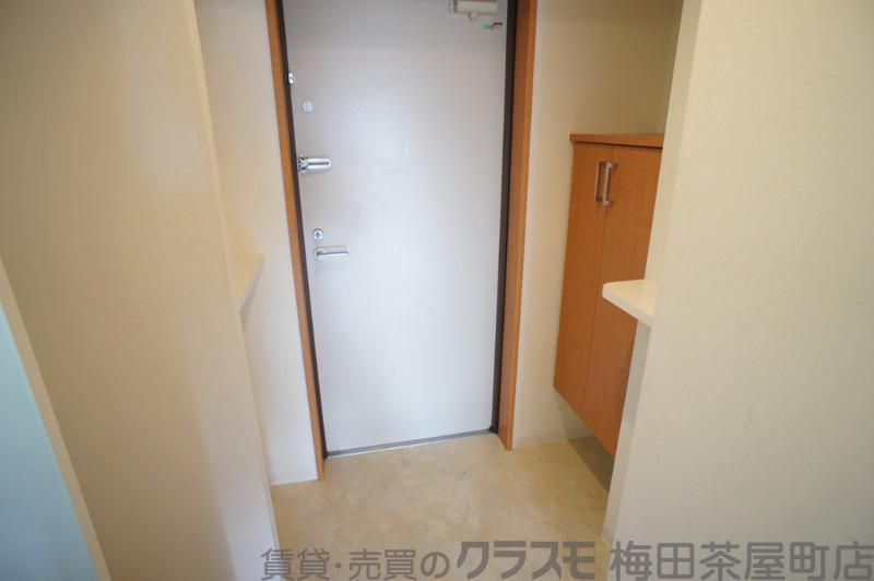 14/30 玄関