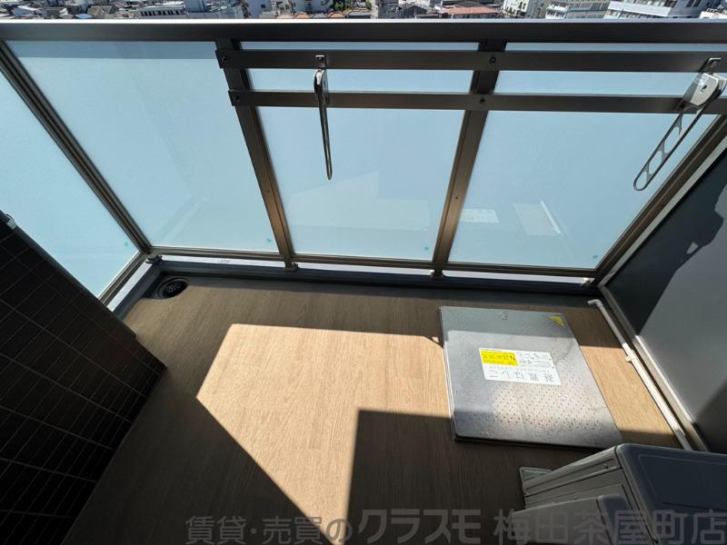 21/30 バルコニー