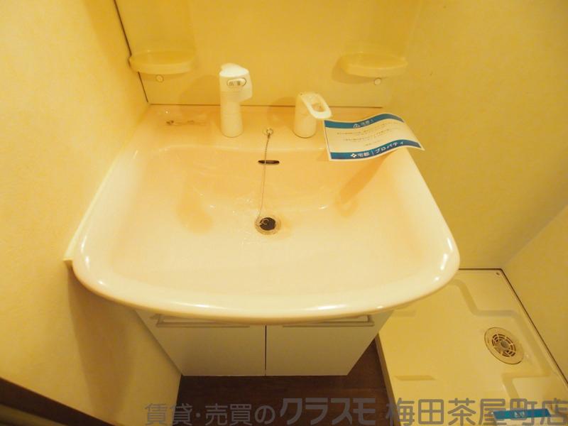 22/30 洗面