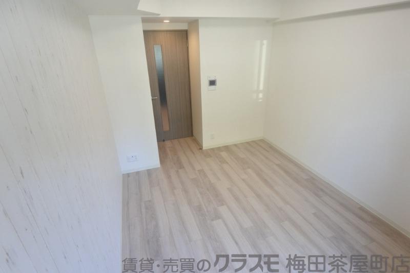 16/30 寝室