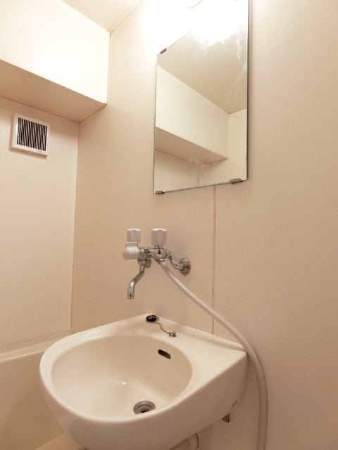17/30 洗面