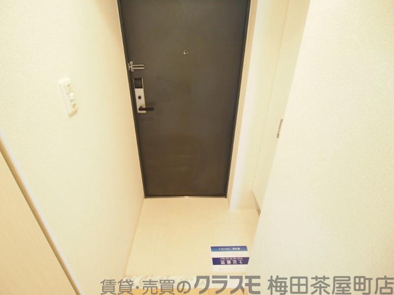 18/30 玄関