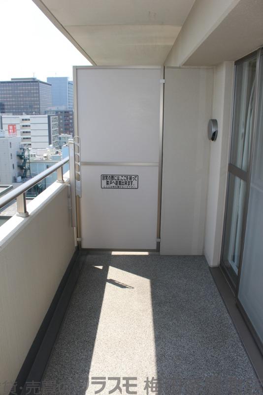 21/30 バルコニー