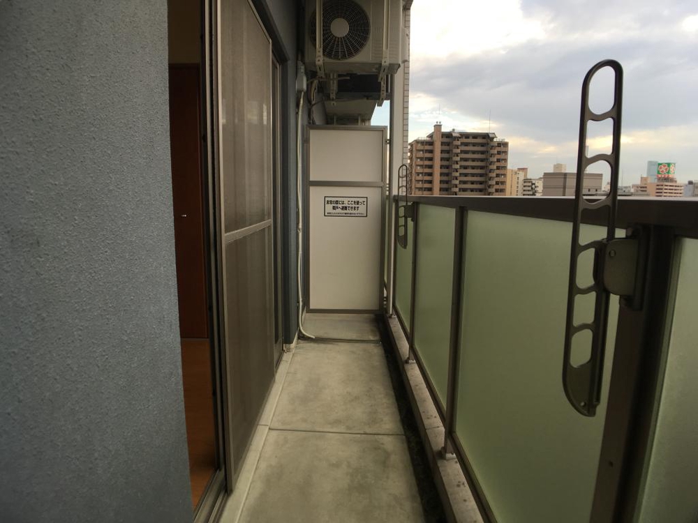 26/30 バルコニー