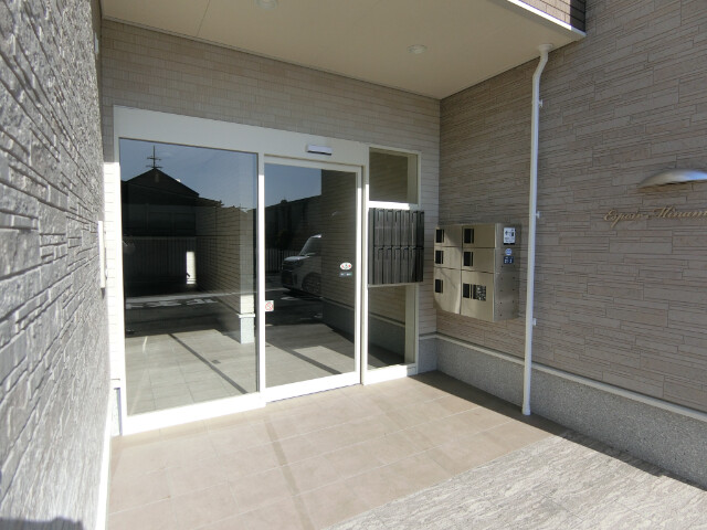 3/10 エントランス