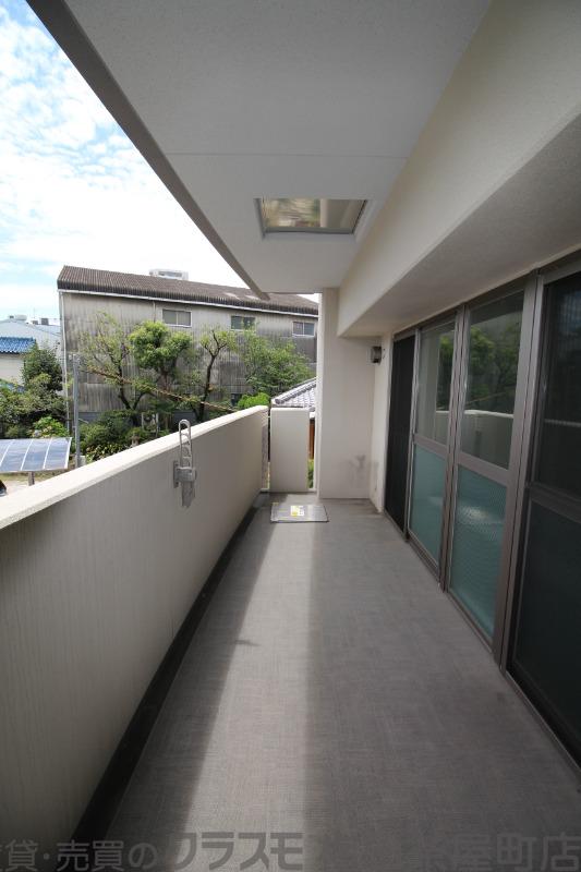 23/30 バルコニー