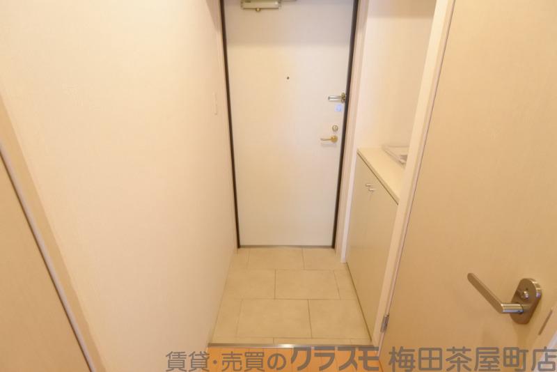 14/30 玄関