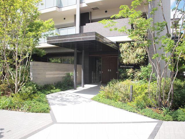 29/30 エントランス