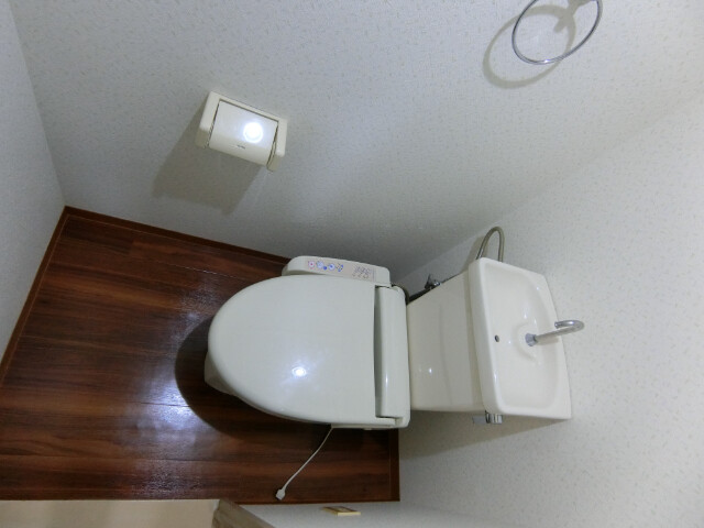 13/30 トイレ
