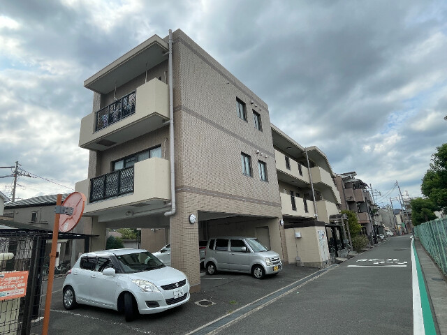 2/30 外観