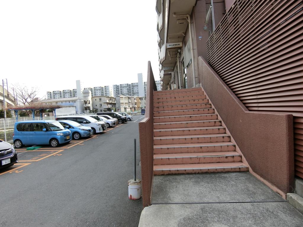 3/5 エントランス