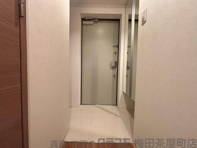 17/30 玄関