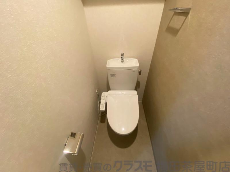18/30 トイレ