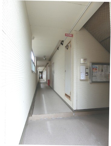 2/4 エントランス