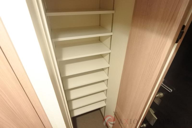 14/30 室内