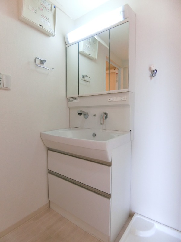 16/30 洗面