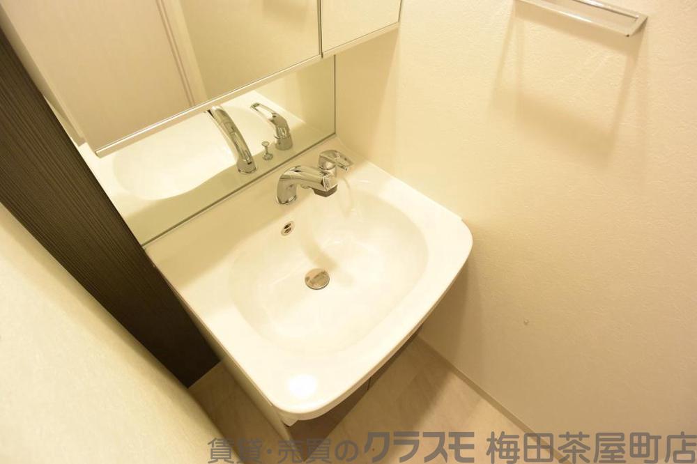 22/30 洗面