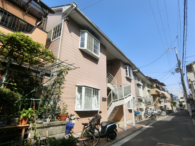 2/10 外観