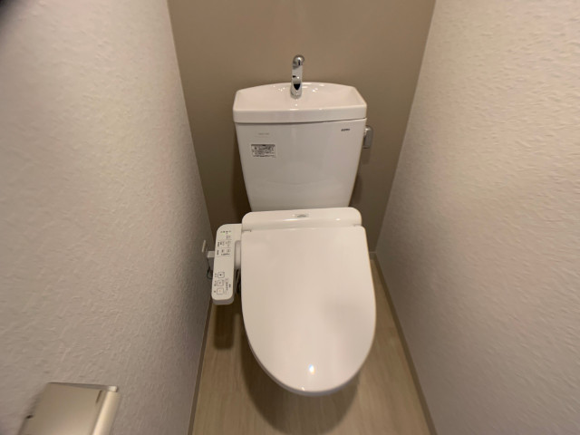 18/30 トイレ