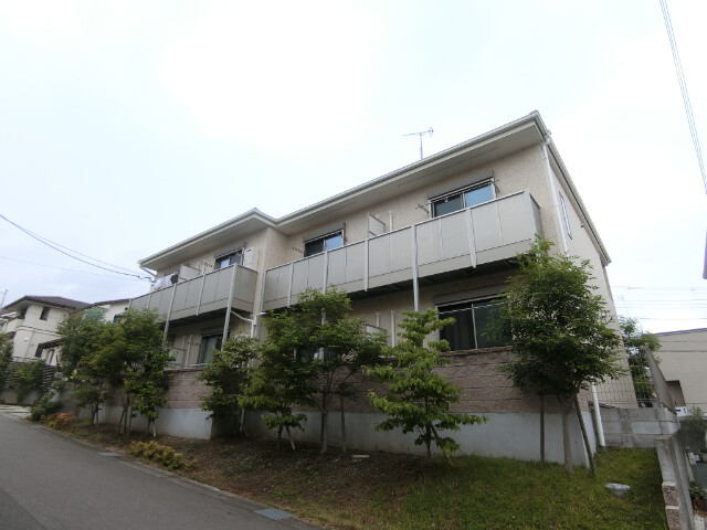 2/10 外観