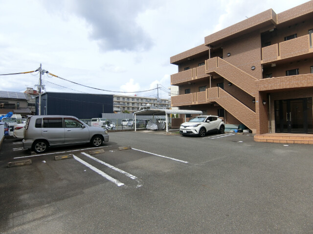 4/8 駐車場