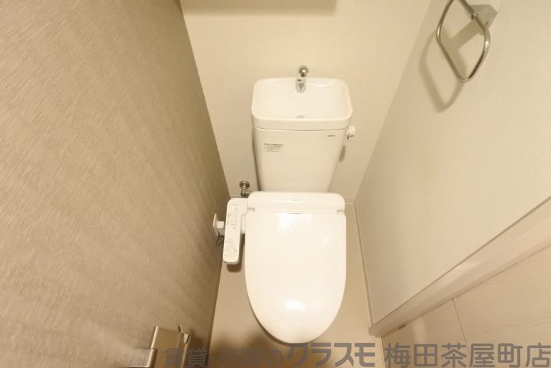 23/30 トイレ
