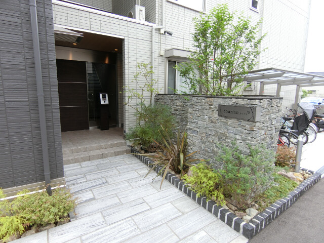 3/6 エントランス