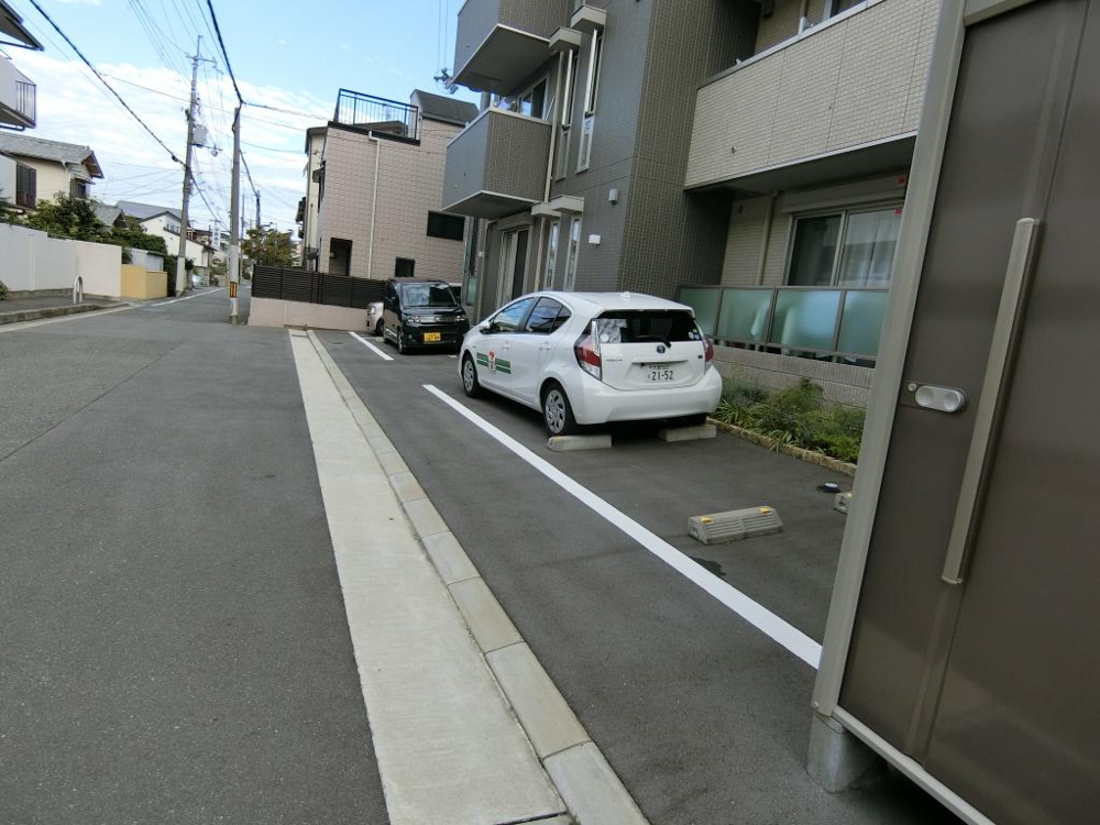 4/8 駐車場