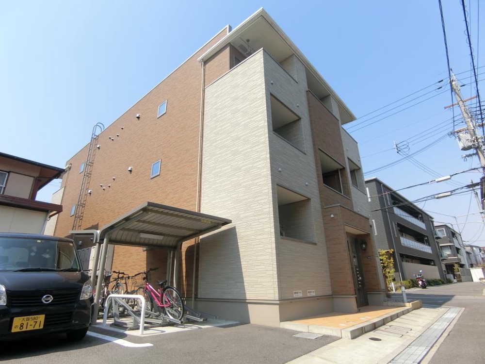 2/30 外観