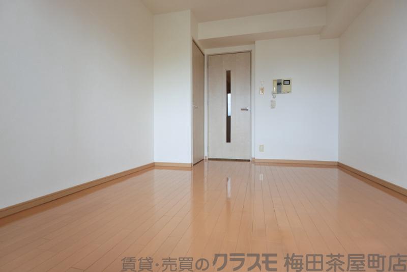 17/30 寝室