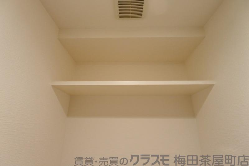 14/30 室内