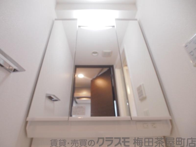 13/30 室内
