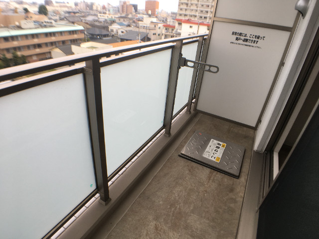 19/30 バルコニー