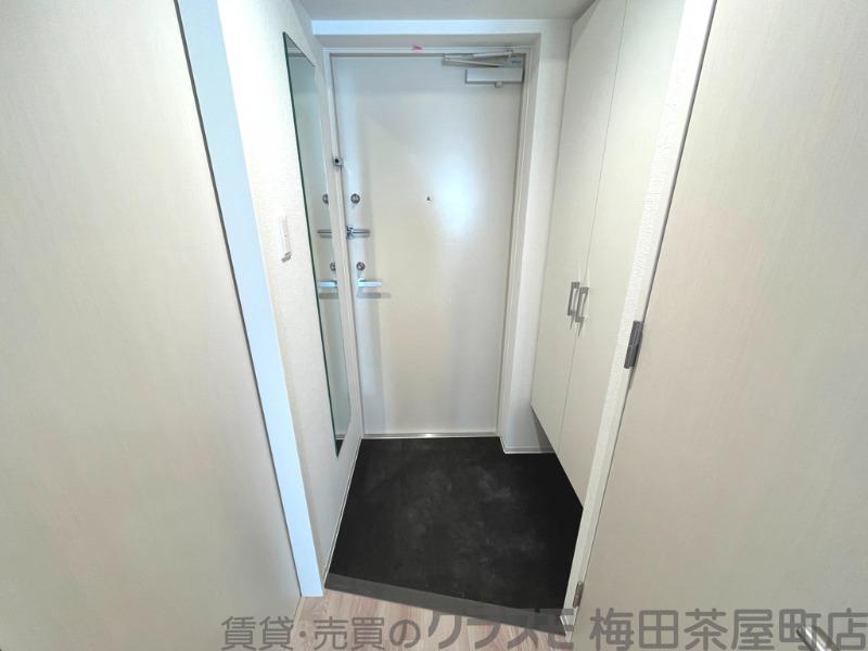 14/30 玄関