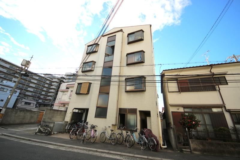 2/30 外観