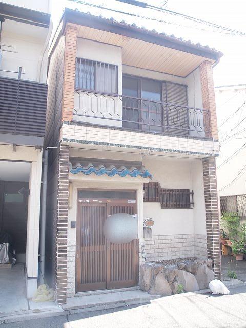 2/30 外観