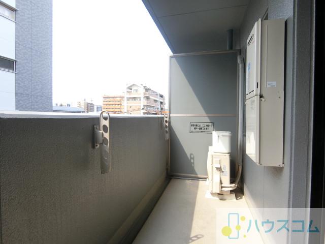 20/30 バルコニー
