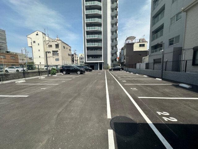 30/30 駐車場