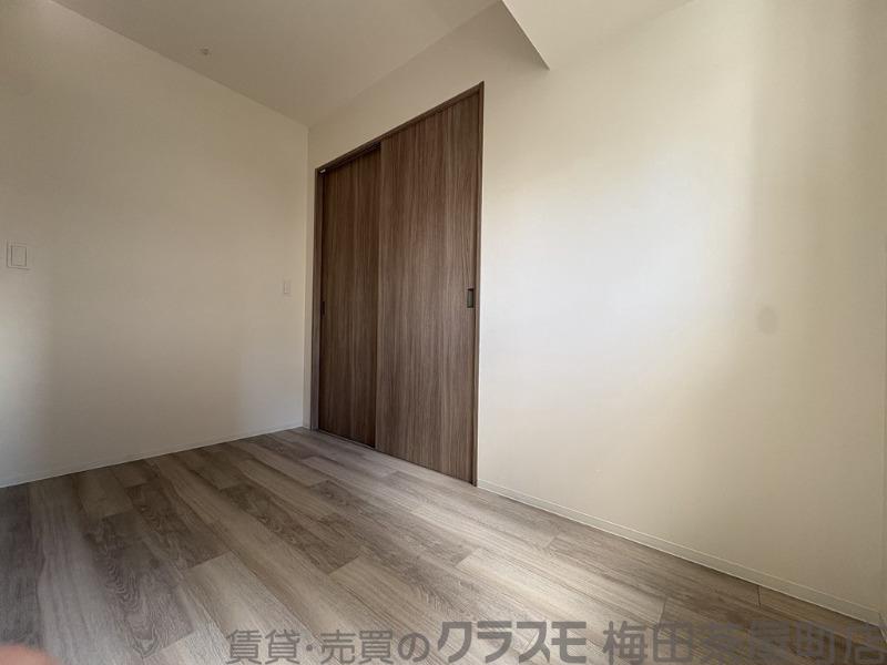 14/30 寝室
