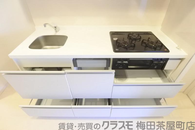 21/30 キッチン