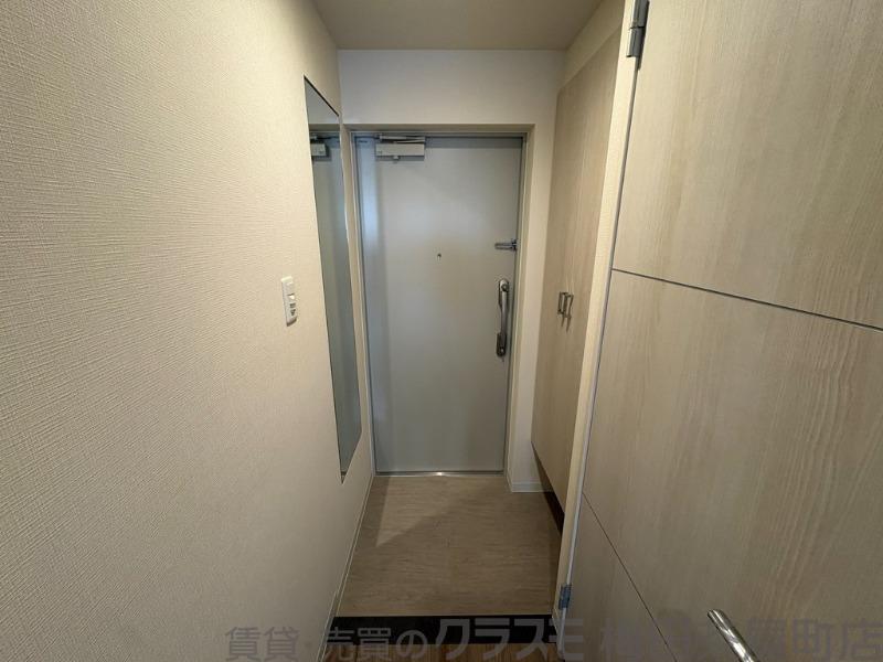 17/30 玄関