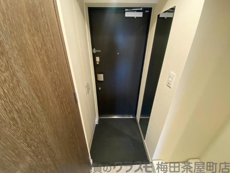 14/30 玄関