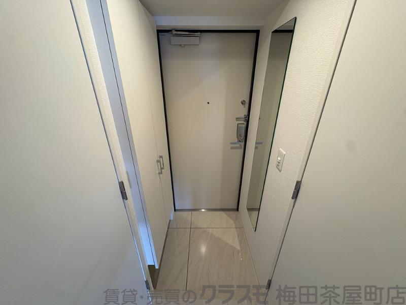 17/30 玄関